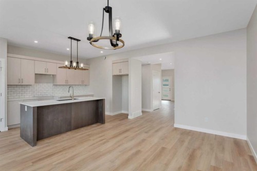101 Aztec Crescent, Blackfalds, AB - Indoor Photo Showing Kitchen