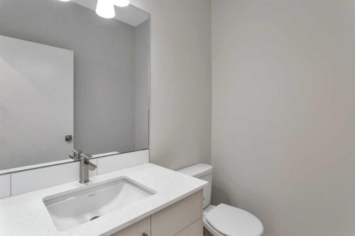 101 Aztec Crescent, Blackfalds, AB - Indoor Photo Showing Bathroom