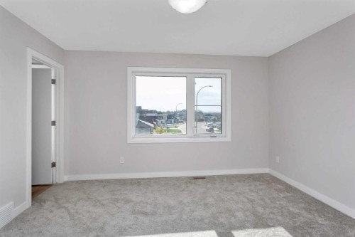 101 Aztec Crescent, Blackfalds, AB - Indoor Photo Showing Other Room