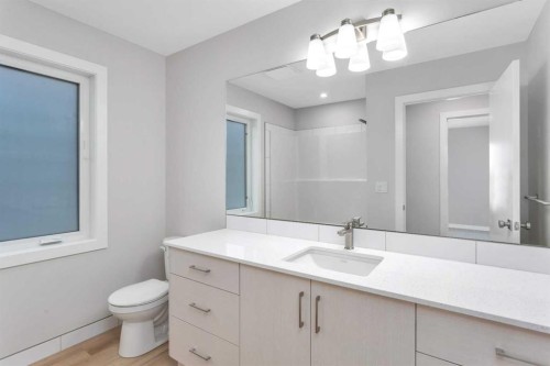 101 Aztec Crescent, Blackfalds, AB - Indoor Photo Showing Bathroom