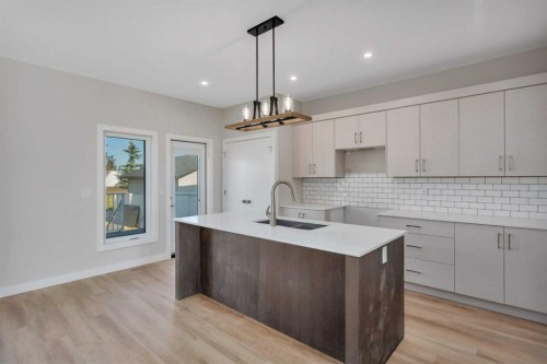 101 Aztec Crescent, Blackfalds, AB - Indoor Photo Showing Kitchen