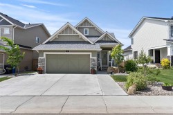 141 Amery Crescent  Crossfield, AB T0M 0S0