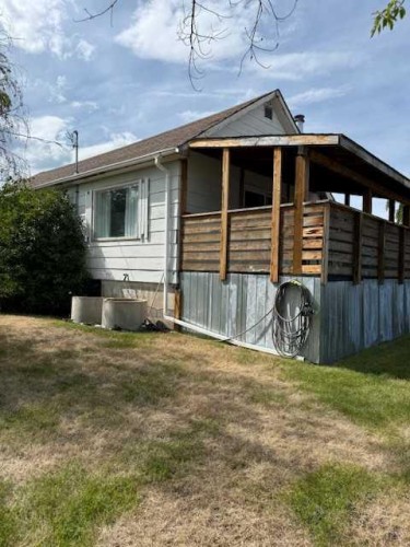 24 Main Street, Ardley, AB - Outdoor