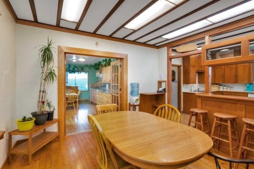 32328 Range Road 42, Rural Mountain View County, AB - Indoor Photo Showing Dining Room