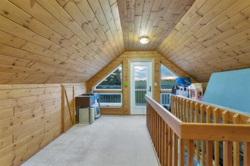 32328 Range Road 42, Rural Mountain View County, AB -  Photo Showing Other Room