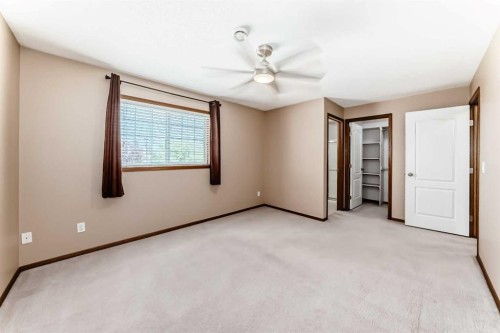 16E-32 Daines Avenue, Red Deer, AB - Indoor Photo Showing Other Room
