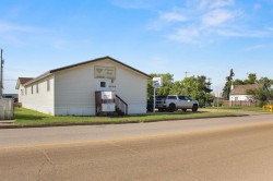 5112 49 Street  Hardisty, AB T0B 1V0
