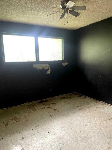 5120 45 Street, Provost, AB - Indoor Photo Showing Other Room