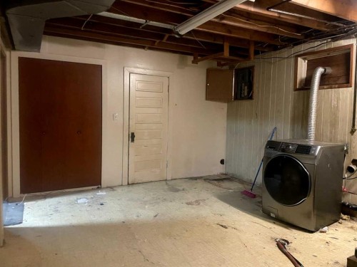 5120 45 Street, Provost, AB - Indoor