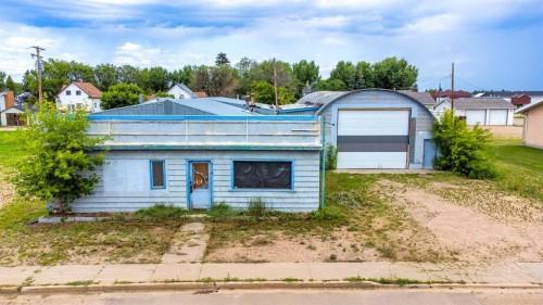 5116 53 Avenue, Viking, AB 