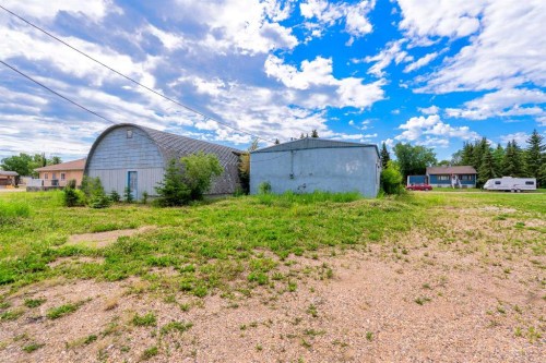 5116 53 Avenue, Viking, AB 