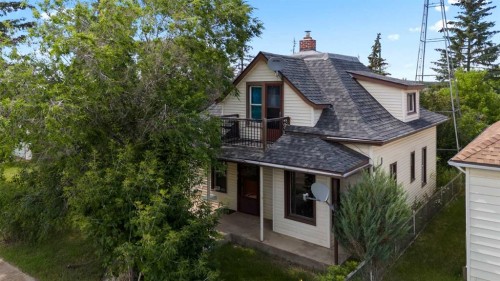 4928 51 Street  Hardisty, AB T0B 1V0