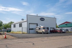 4712 44 Street  Camrose, AB T4V 1B9