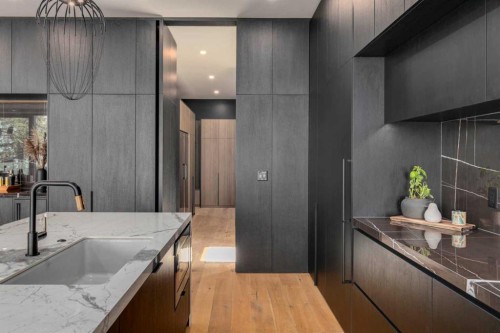 71 Birchcliff Road, Birchcliff, AB - Indoor Photo Showing Kitchen