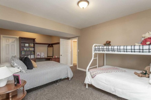 217-27111 Highway 597, Rural Lacombe County, AB - Indoor Photo Showing Bedroom