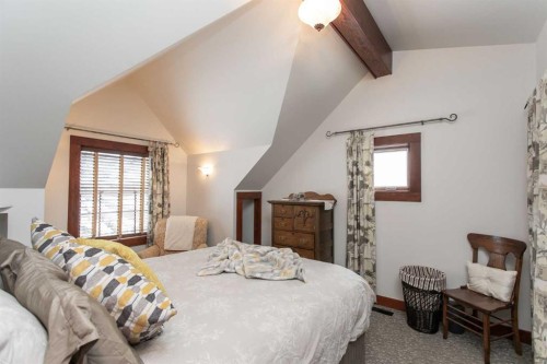 217-27111 Highway 597, Rural Lacombe County, AB - Indoor Photo Showing Bedroom