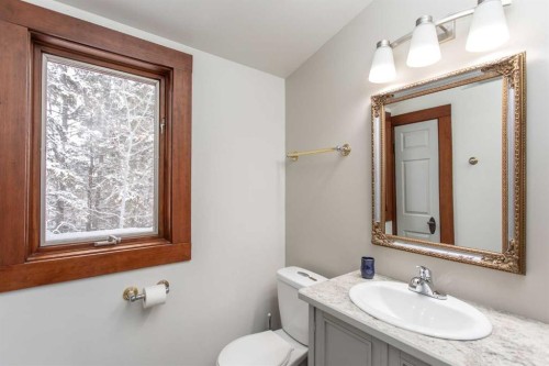 217-27111 Highway 597, Rural Lacombe County, AB - Indoor Photo Showing Bathroom