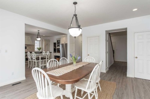 217-27111 Highway 597, Rural Lacombe County, AB - Indoor Photo Showing Dining Room