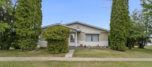 4903 53 Street, Innisfree, AB - Outdoor