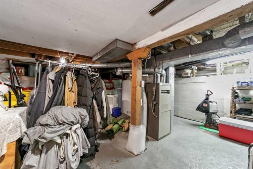4903 53 Street, Innisfree, AB - Indoor Photo Showing Basement