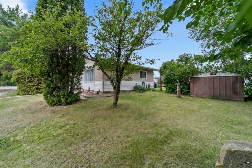 4903 53 Street, Innisfree, AB - Outdoor