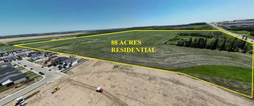 10 Iron Gate Boulevard, Sylvan Lake, AB 