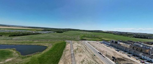 10 Iron Gate Boulevard, Sylvan Lake, AB 