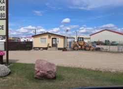 6402 42 Avenue  Ponoka, AB T4J 1J8