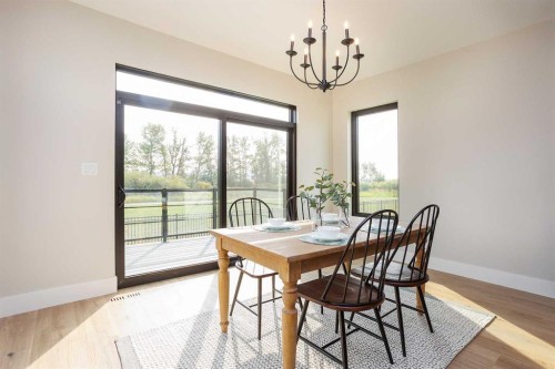 125 Emerald Drive, Red Deer, AB - Indoor Photo Showing Dining Room