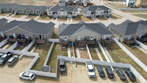 2-18 Athens Road, Blackfalds, AB -  Photo Showing Gym Room