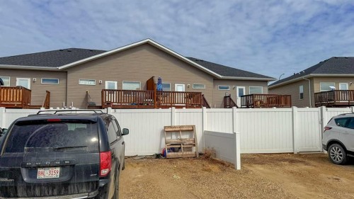 2-18 Athens Road, Blackfalds, AB - Outdoor
