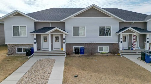 2-18 Athens Road, Blackfalds, AB - Outdoor With Facade