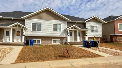 2-18 Athens Road, Blackfalds, AB - Outdoor With Facade