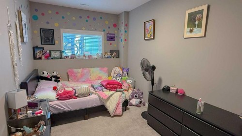 1-13 Athens Road, Blackfalds, AB - Indoor Photo Showing Bedroom