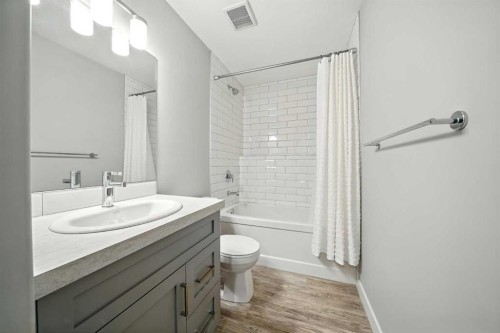 2 Trebble Close, Red Deer, AB - Indoor Photo Showing Bathroom