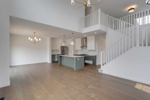 21 Bayview Mews Sw, Airdrie, AB - Indoor Photo Showing Kitchen