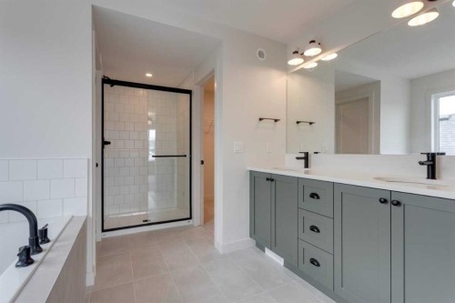 21 Bayview Mews Sw, Airdrie, AB - Indoor Photo Showing Bathroom