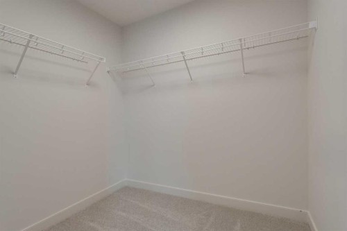 21 Bayview Mews Sw, Airdrie, AB - Indoor With Storage