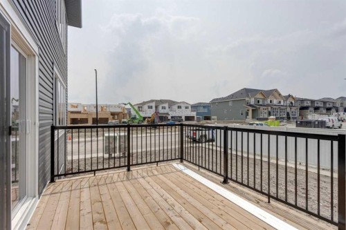 21 Bayview Mews Sw, Airdrie, AB - Outdoor