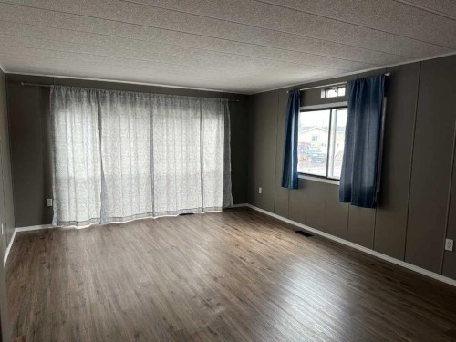 607 Limestone Way, Nordegg, AB - Indoor Photo Showing Other Room