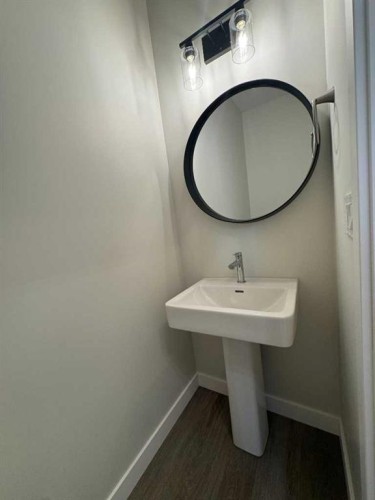 49 Emmett Crescent, Red Deer, AB - Indoor Photo Showing Bathroom