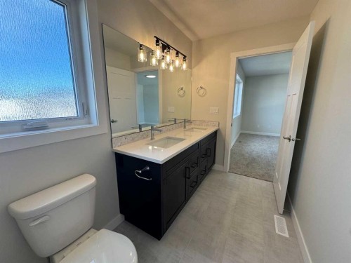 49 Emmett Crescent, Red Deer, AB - Indoor Photo Showing Bathroom