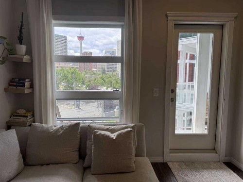 371-333 Riverfront Avenue Se, Calgary, AB - Indoor