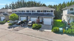 5-5301 Windward Place  Sylvan Lake, AB T4S 0H5