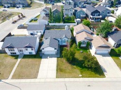 5617 Park Street  Blackfalds, AB T0M 0J0