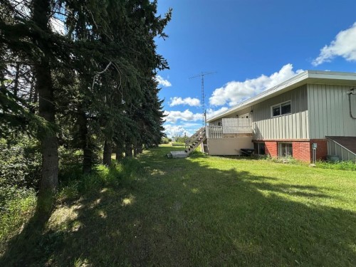 400 Strom Street, Heisler, AB - Outdoor