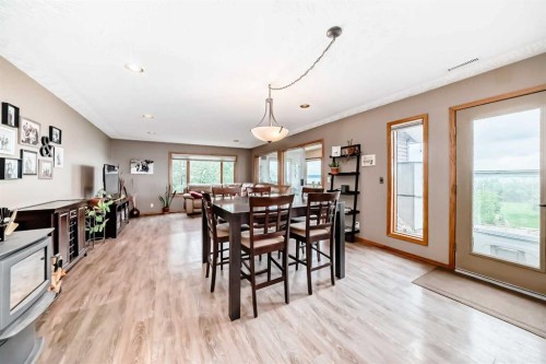 9 Rustic Road, Norglenwold, AB - Indoor Photo Showing Dining Room