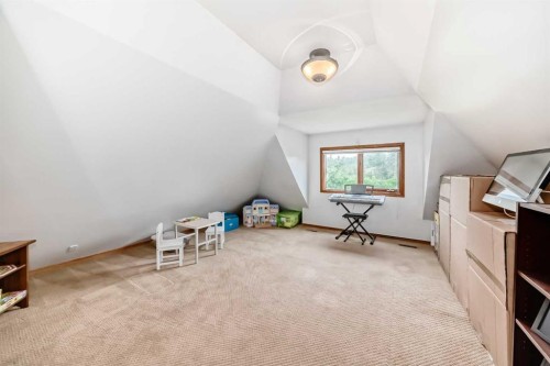 9 Rustic Road, Norglenwold, AB - Indoor