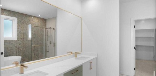 47 Everson Close, Red Deer, AB - Indoor Photo Showing Bathroom