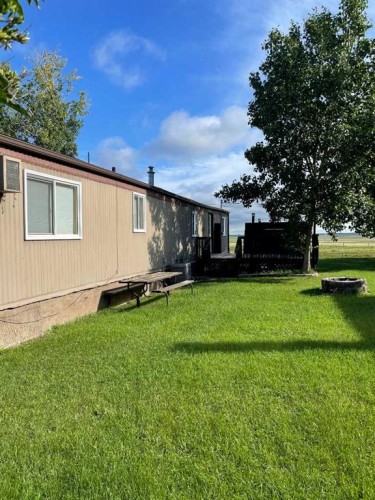 202 Railway Avenue, Veteran, AB - Outdoor